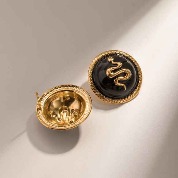 Vintage Inspired Earrings*Round Earring*Lightweight Earrings*Chunky Stud Earring - Picture 3 of 4